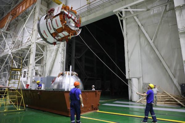 Детальный обзор новой необычной «космической лаборатории» России — «Бион-М» № 2. Её конструкция, орбита, цели, видео запуска.