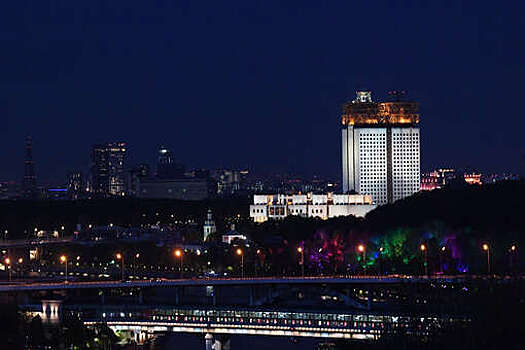 SHOT: в небе над Москвой и областью появился неопознанный летающий объект