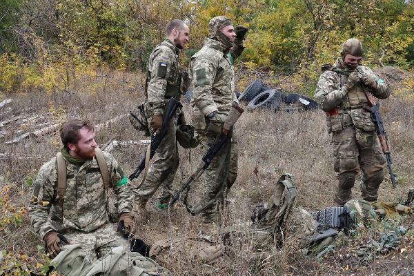 «Такие визиты будут иметь долгосрочные последствия». Киев пригрозил журналистам за посещение «котлов» ВСУ