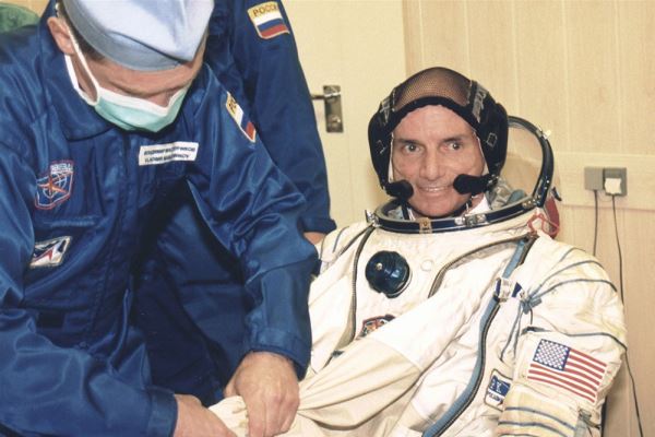 Были ли люди на Луне: доказательства и опровержения