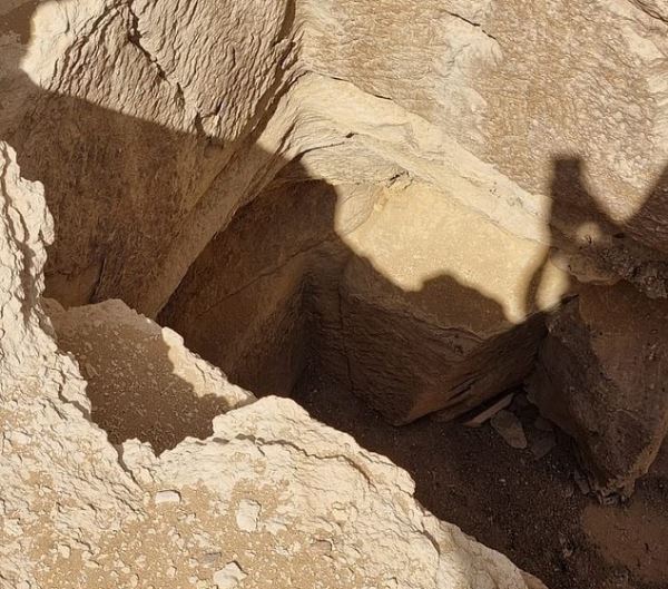 Загадочные вертикальные шахты обнаружили рядом с египетскими пирамидами