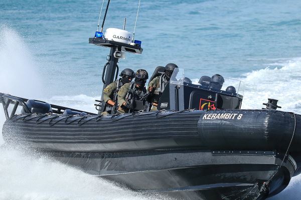 Британский спецназ готовится к захвату судов и нефтяных вышек. Тайные морские операции против России начнут при одном условии