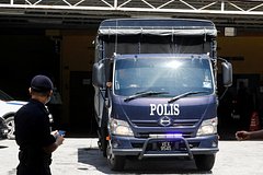 Полиция нашла загадочные останки голой женщины со связанными руками