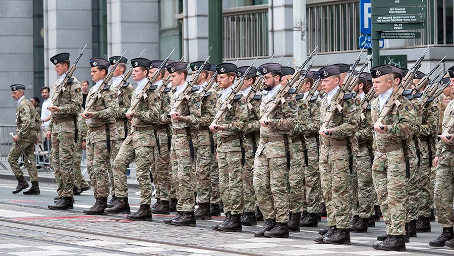 Минобороны Бельгии отправило 149 тыс. писем с предложением вступить в армию